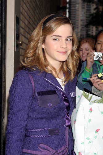  Outside Regis and Kelly 2005