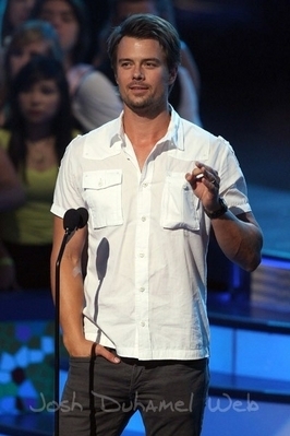  Teen Choice Awards (August 9)