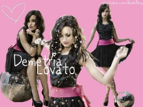  Demi Lovato photos!