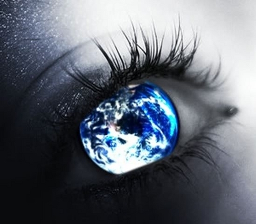  Earth's eye