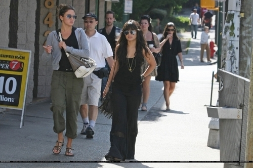  Nikki with friend Vanessa Hudgens in Vancouver - 16th August