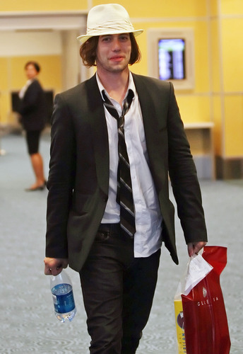  Jackson Rathbone in Vancouver. HQ
