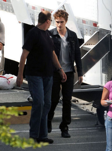  Rob on the Set of 'ECLIPSE'