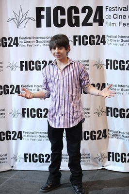  moises at the premiere of perfect game