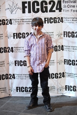  moises at the premiere of perfect game