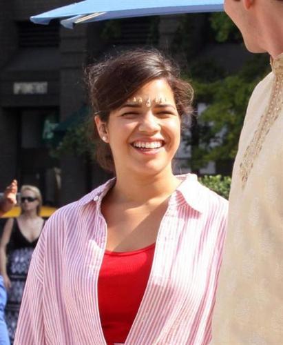 on set of ugly betty- 25 aug/09