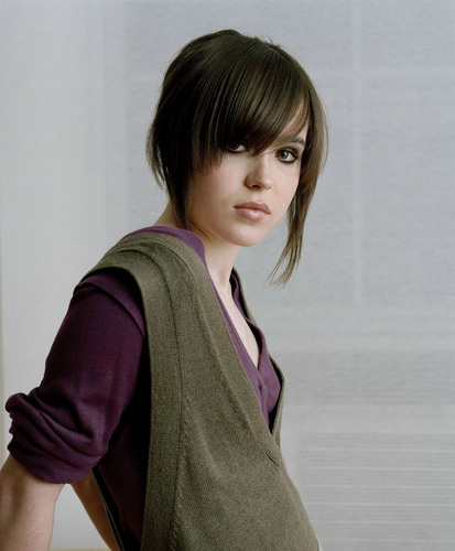  Ellen Page (HQ)