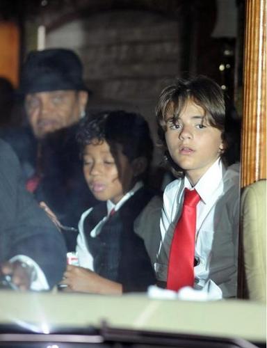  MJ's funeral..Prince