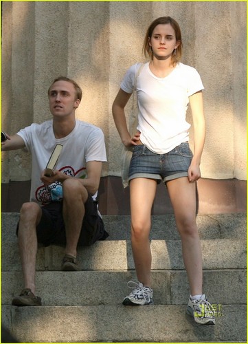  Emma Watson & eichelhäher, jay Barrymore @ Brown universität