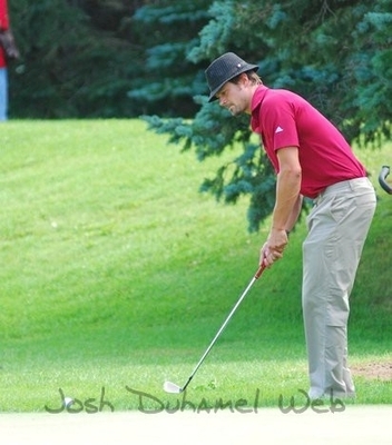  Josh took part in a charity pro-am while he was প্রথমপাতা in North Dakota