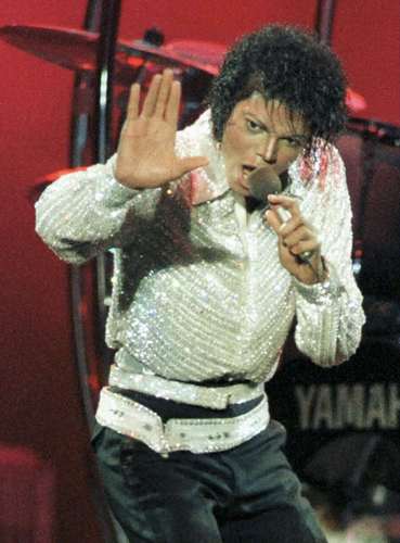  Victory tour On stage