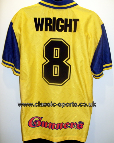 Arsenal Wright 8 Football shirt