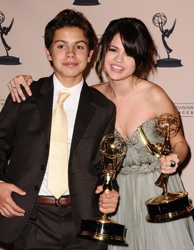 Jake/Selena at the Emmys