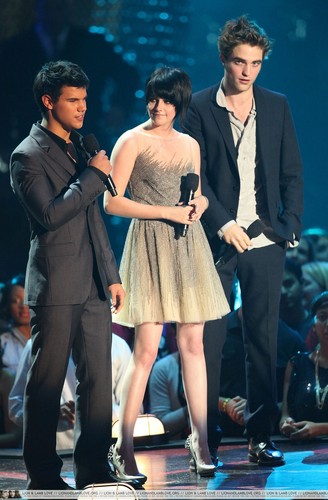  Kristen @ MTV VMA's 2009