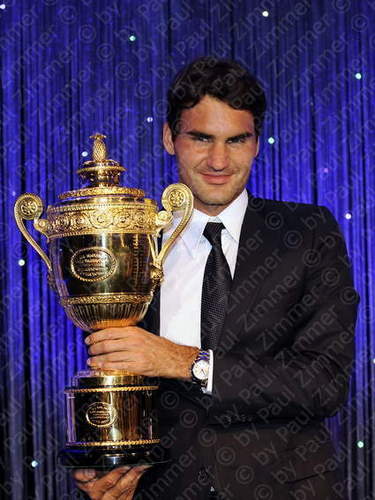 federer water - Roger Federer Photo (12601930) - Fanpop