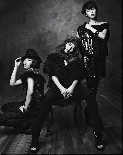  4minute Marie Claire تصویر