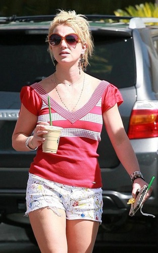  Britney in Beverly Hills