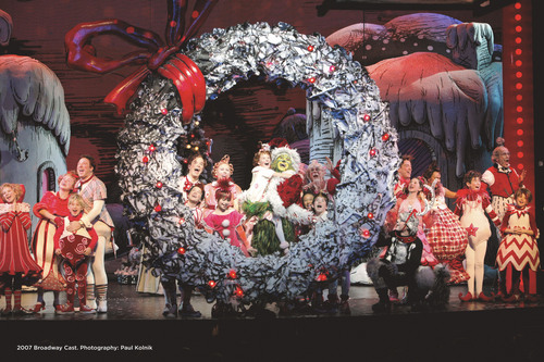  Dr. Seuss' HOW THE GRINCH ha rubato, stola CHRISTMAS!The Musical at The Pantages Theatre 11/10/09-1/03/10
