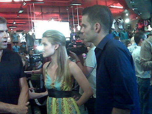  Mark and Dianna with the cast