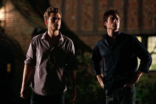  фото still of Damon and Stefan