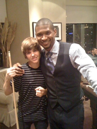  Justin and Usher