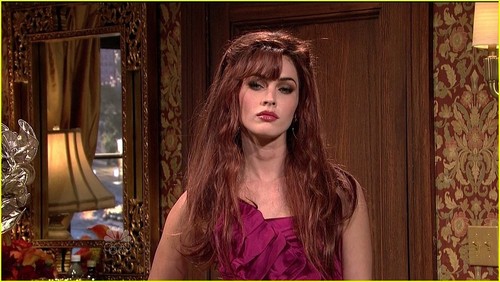  Megan лиса, фокс on Saturday Night Live