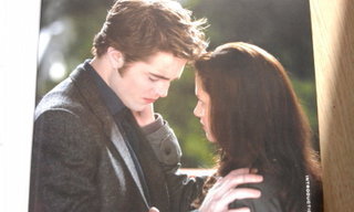  81 PICS FROM THE NEW MOON ILLUSTRATED MOVIE COMPANION - link IN THIS IMAGE / DIRECCIÓN INCLUIDA