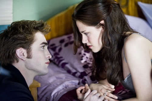  Bella and Edward in New Moon