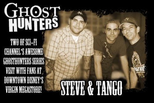  Ghost hunters