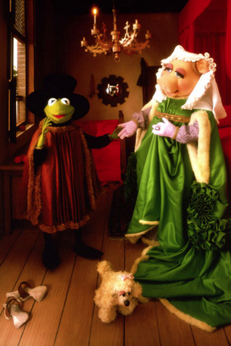  Kermit and Miss Piggy