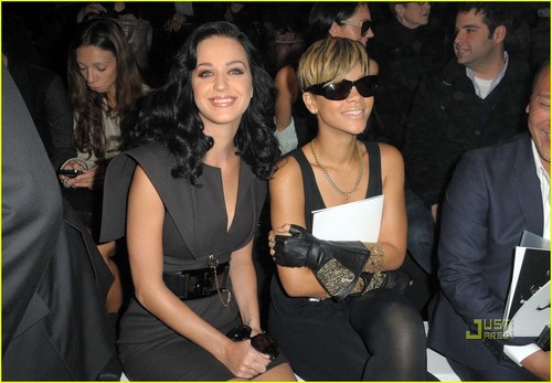  Rihanna & Katy