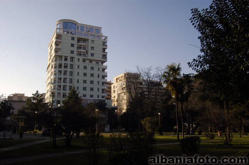  Tirana