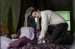  A pic from New Moon ^_^