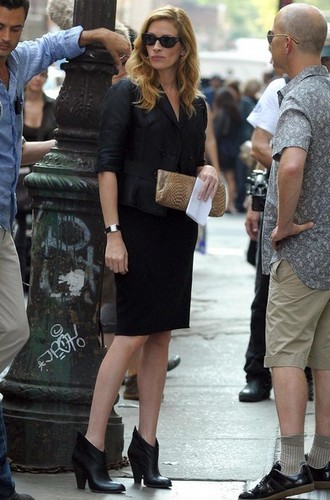 Julia Roberts filming in Tribeca (NYC)