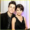 I love this couple... I dun like Selena n Nick or Taylor.. Delena